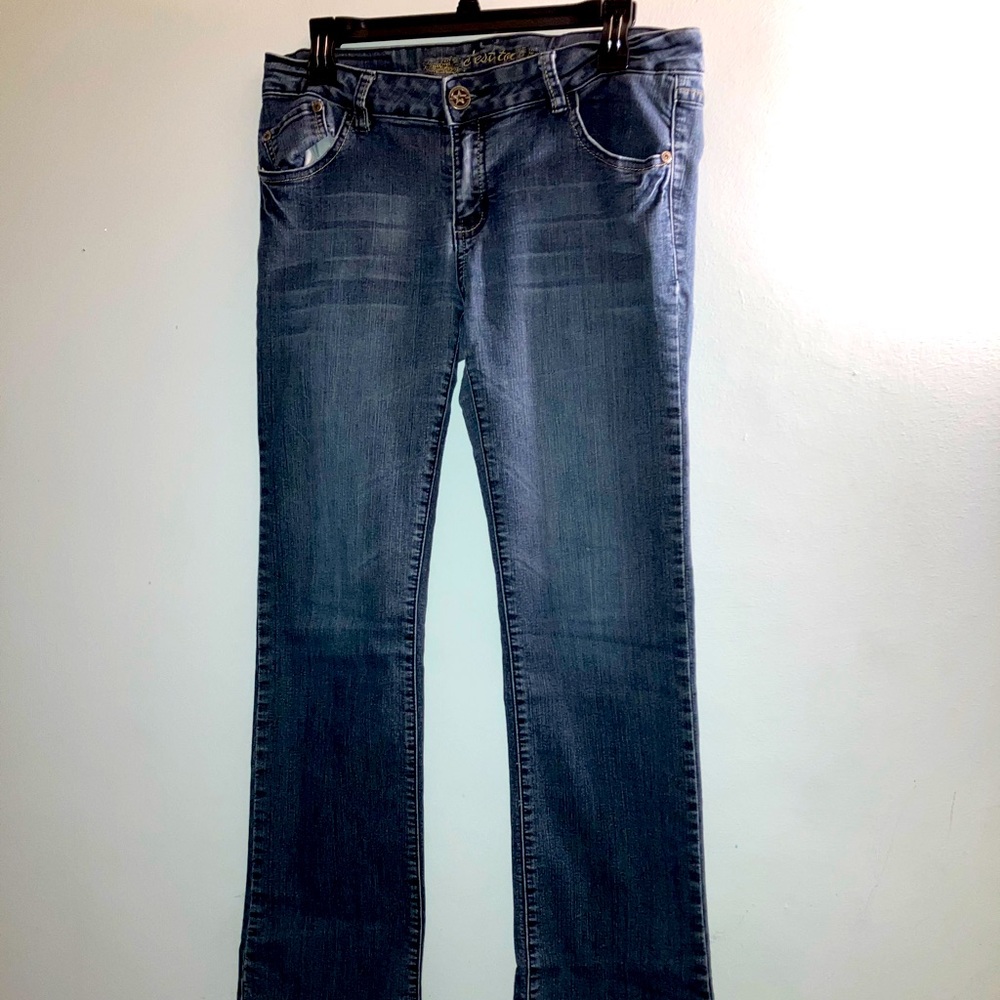 13 | Blue Jeans